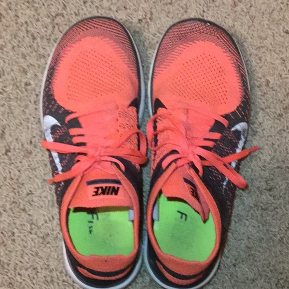 Nike running shoes - Picture 2 of 2